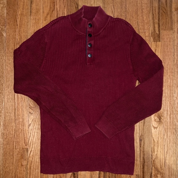 Express Men’s Red Quarter Snap Button Down Mock Neck Sweater Size Large - Picture 2 of 5